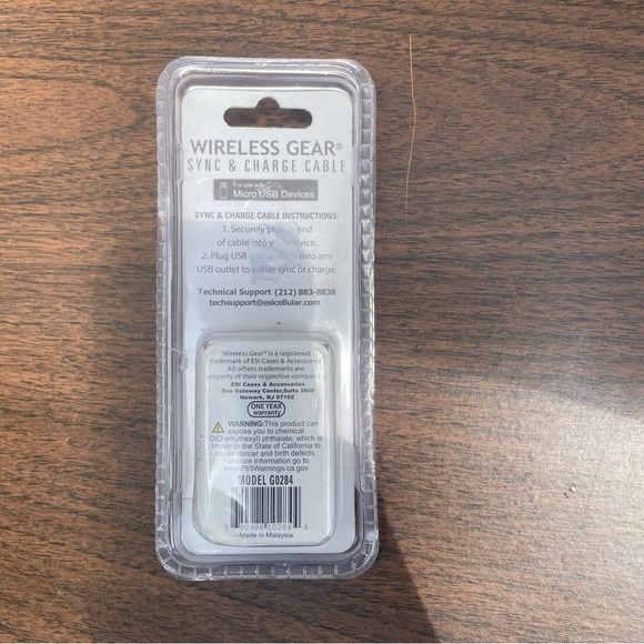 NWT Colorful Micro USB Cable - Picture 2 of 2